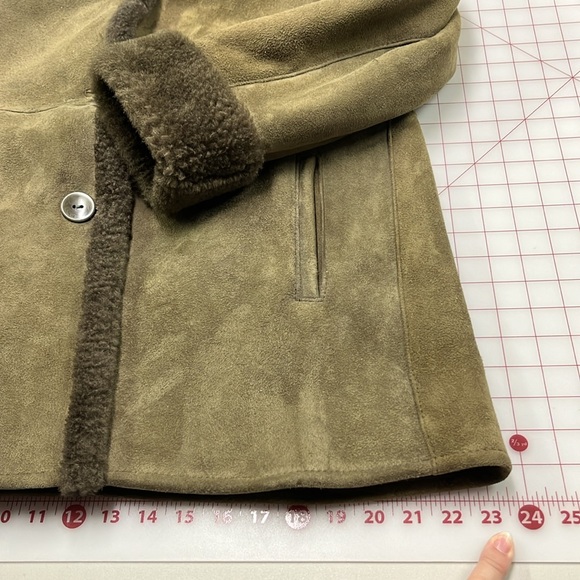 DUCK SPORT Genuine Shearling Sheepskin Suede/Fur Lined Button Pocket Car Coat M - Picture 9 of 16